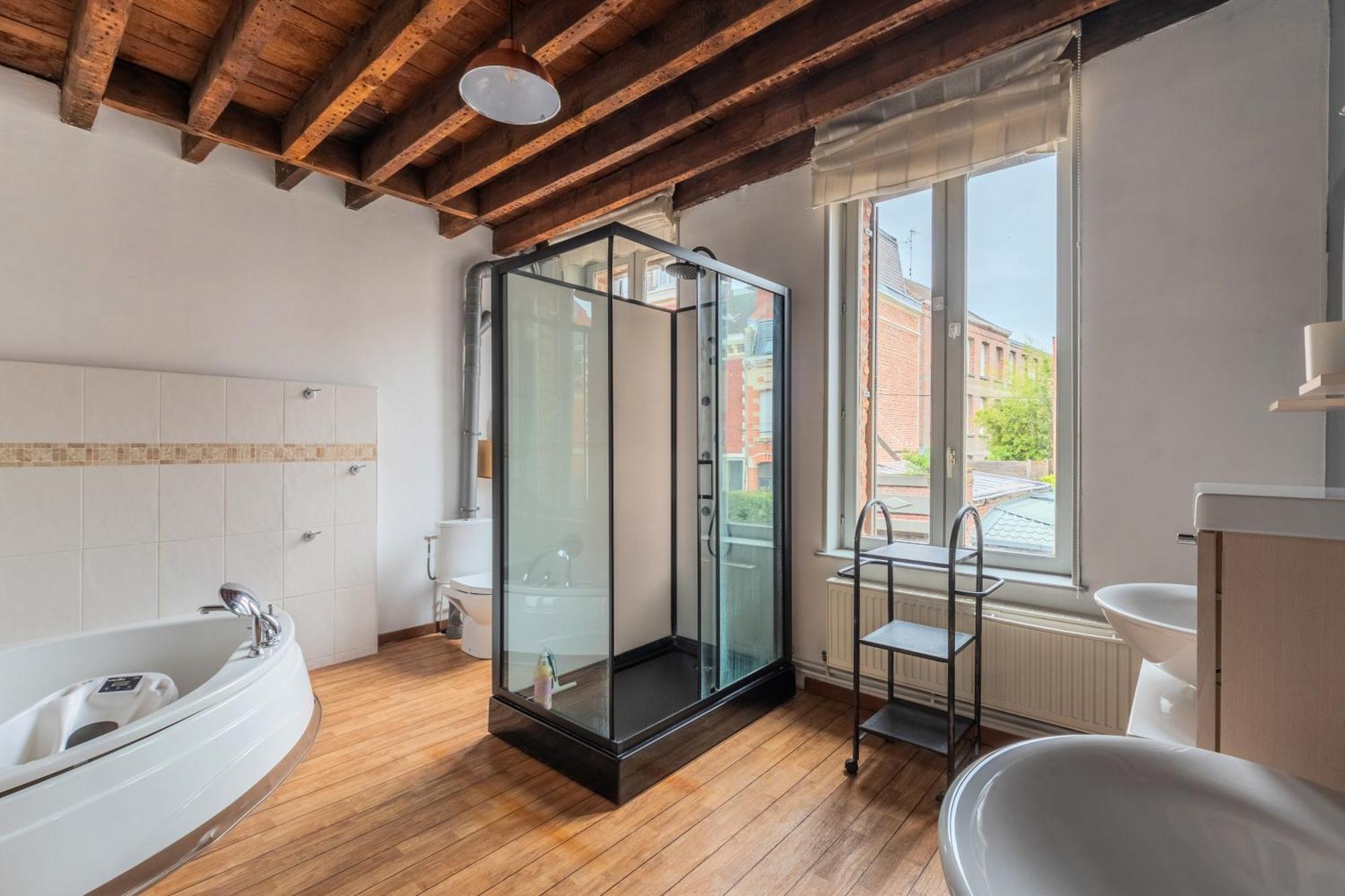 Готель Douai House Екстер'єр фото