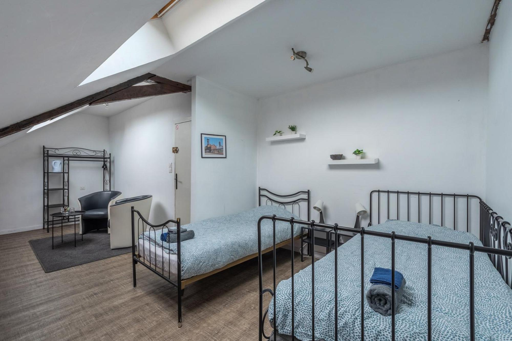 Готель Douai House Екстер'єр фото